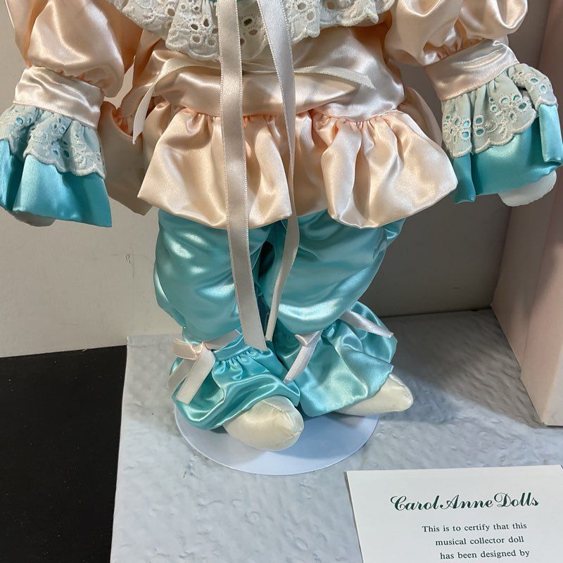 Carol Anne Dolls By Bette Ball Musical Doll Clown Musical Doll- 19"