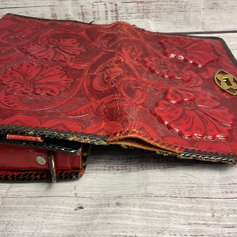Vintage Red & Black Floral Leather Tri-Fold Clutch Purse *DAMAGED*