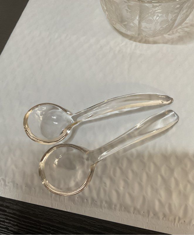 Etched Floral Clear Divided Round Condiment/ Relish Bowl With Spoons -Small Tray