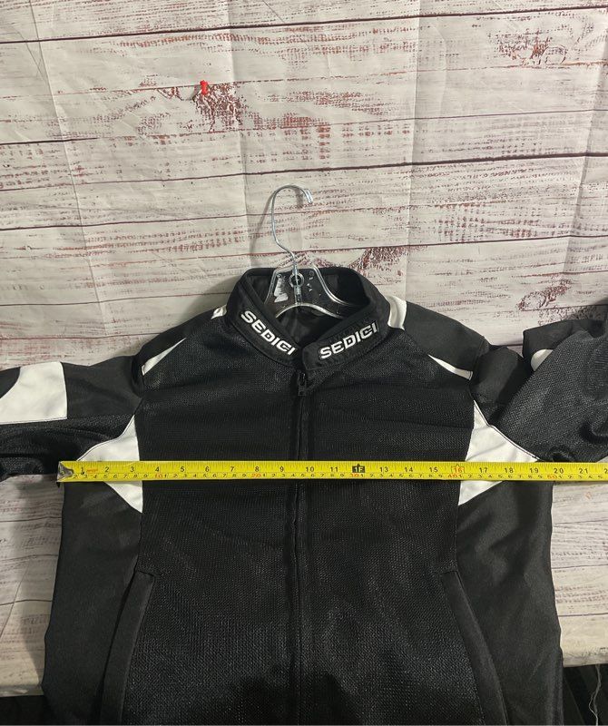 Sedici #16 Motorcycle Jacket Men's Medium Black Full Zip Padded Slots -Unpadded
