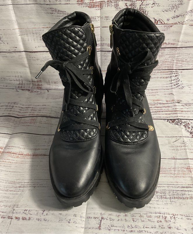 Women's Karl Lagerfeld Paris Pervot Quilted Black Leather Booties Size 10 M