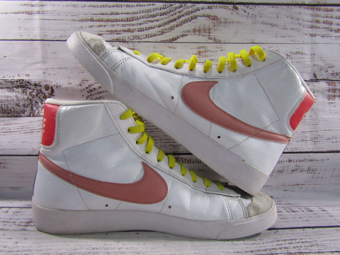 Nike Blazer '77 Next Nature Women's White Red Stardust Mid Sneakers DQ4124-105