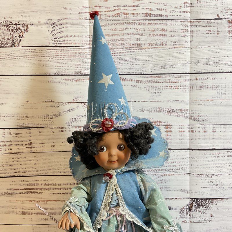 VTG. GLORIA VANDERBILT Sorcerer Wizard Porcelain Doll- 14.5"