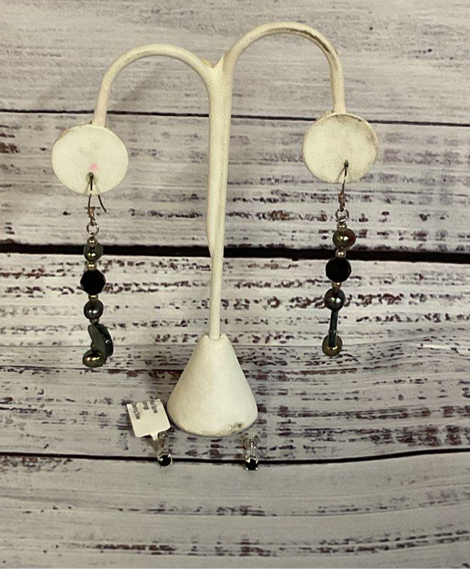 Lot 2 Sterling Silver Stud Black Spinel & Drop Pearl Earrings