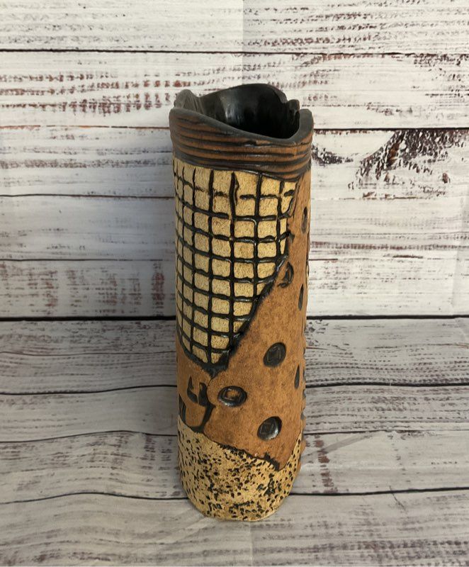 Elaine Pinkernell Vintage Handmade Pottery Vase Brown