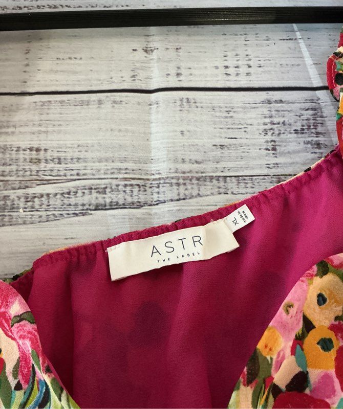 Astr the Label Red Multicolor Floral Blouse Size XL