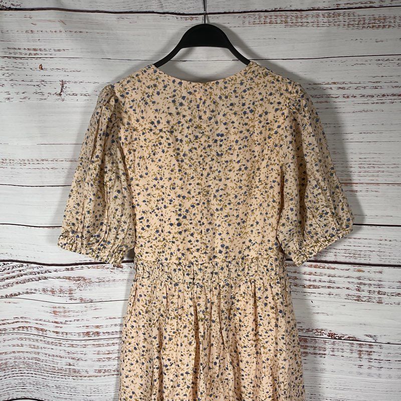 NWT Mirth Krabi Crossover Champagne Floral Print Short Sleeve Dress - Size M