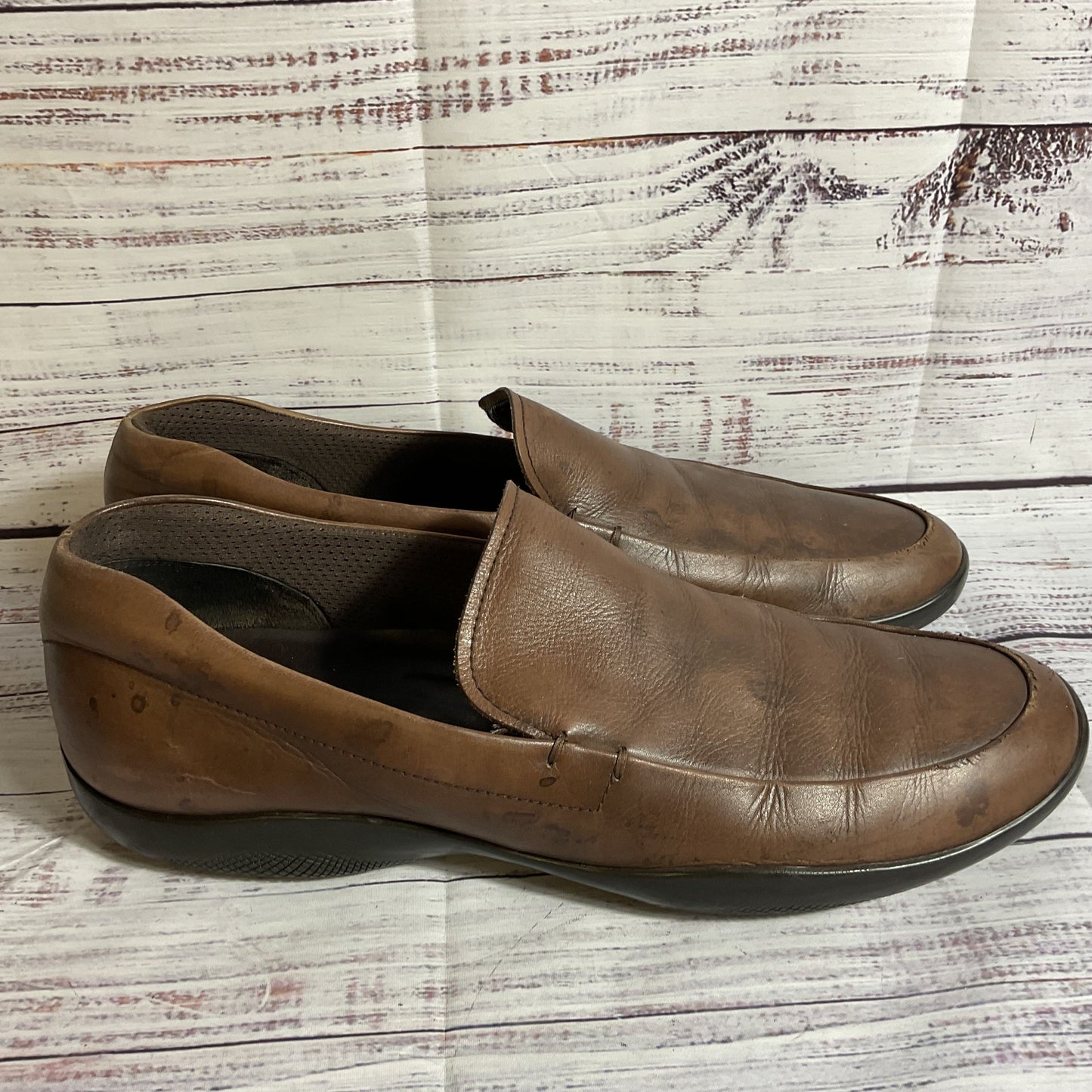PRADA Men's Brown Leather Slip On Casual Shoes- SZ 11 (SEE DESCRIPTION)