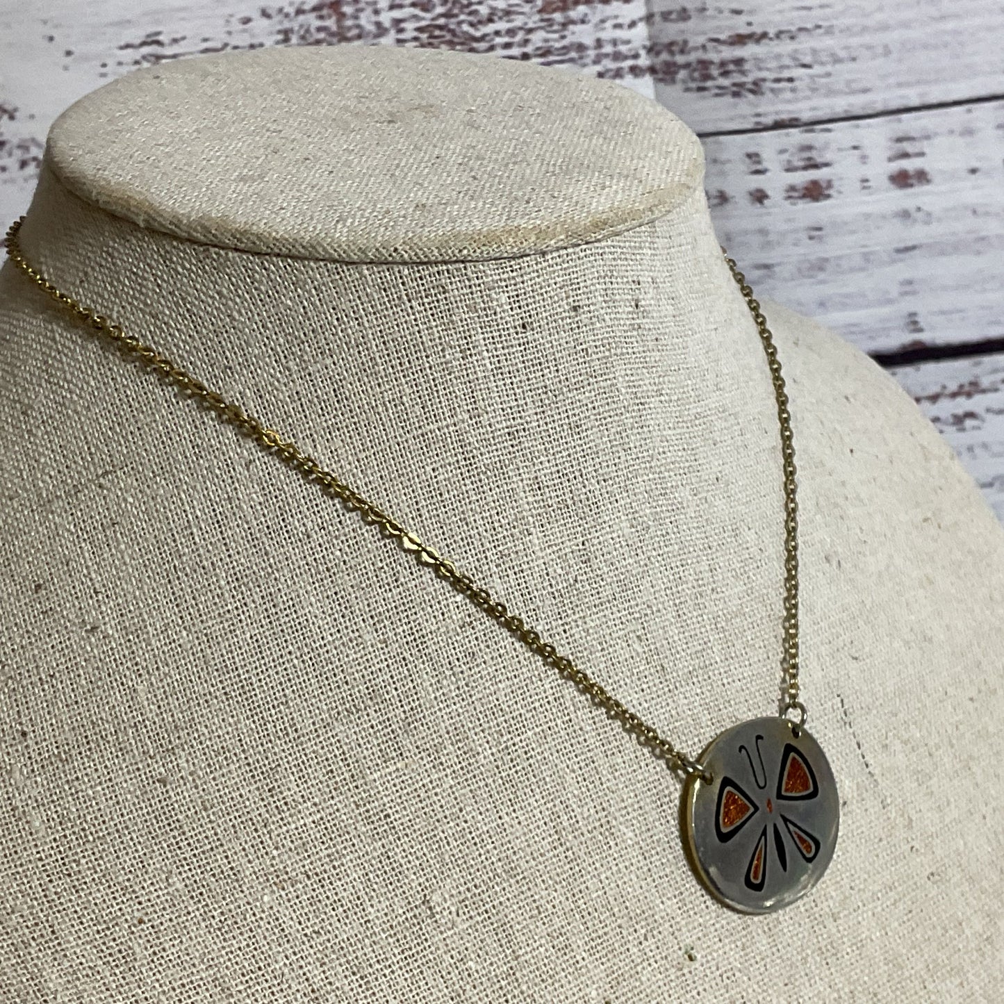 VTG. DE PASILLE-SYLVESTRE Two Tone Butterfly Pendant 14" Necklace