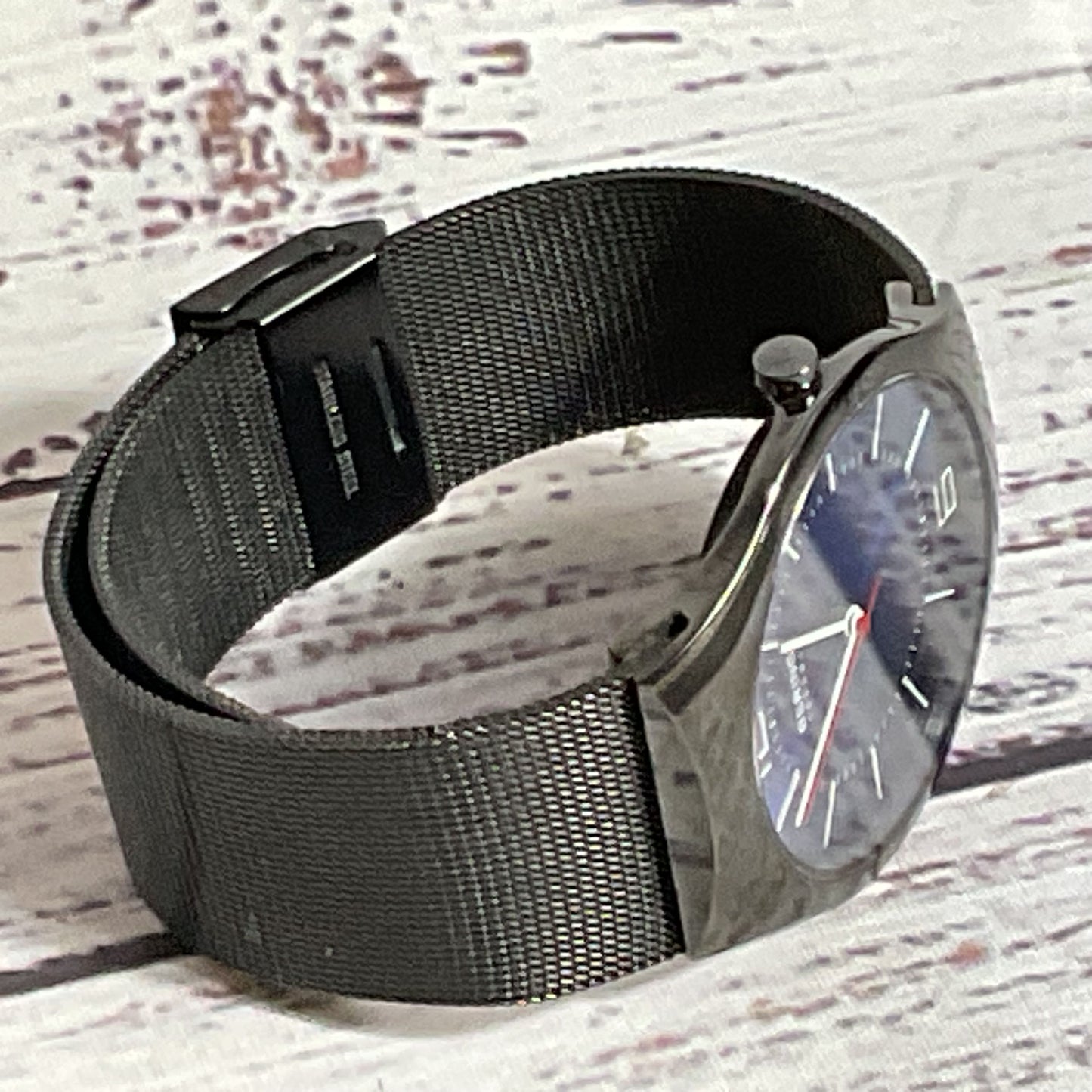 BERING Ceramic 32039-447 Men's Blue Dial Black Mesh Watch- BAND CLASP DAMAGED