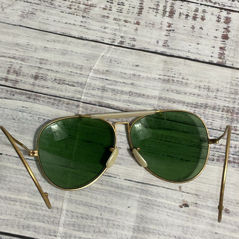 VTG. Bushnell 755 Activewear Shooting Gold Tone Sunglasses w/ Green Lenses