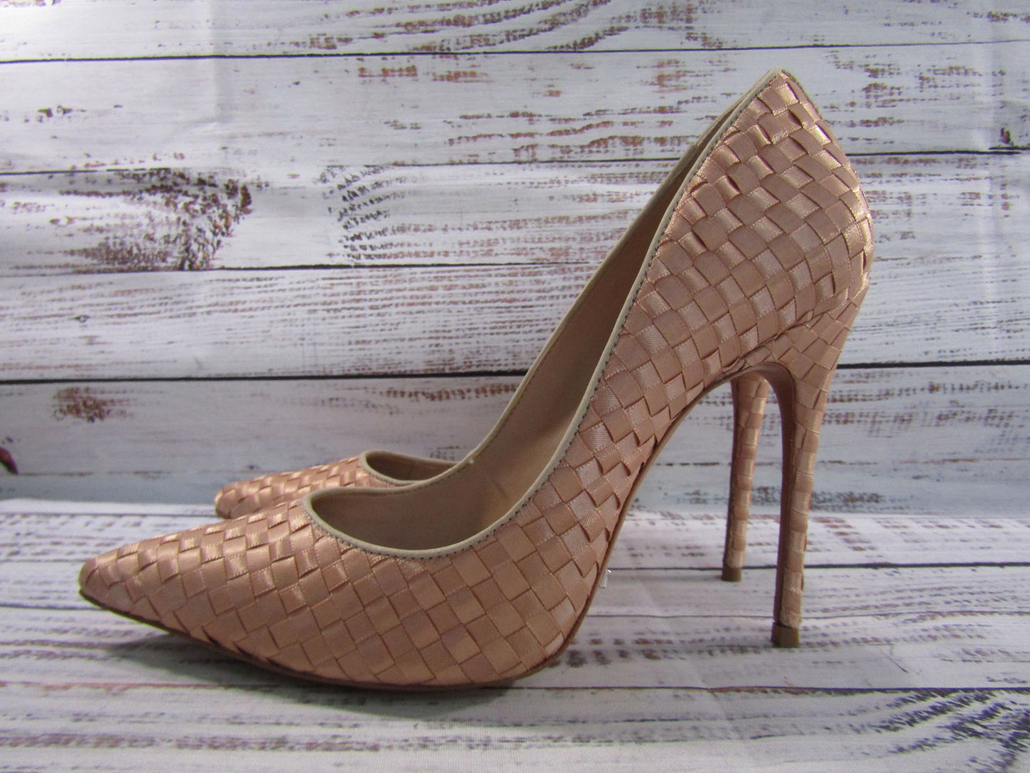 Schutz Women's Woven Satin Peach Pumps Size 8.5