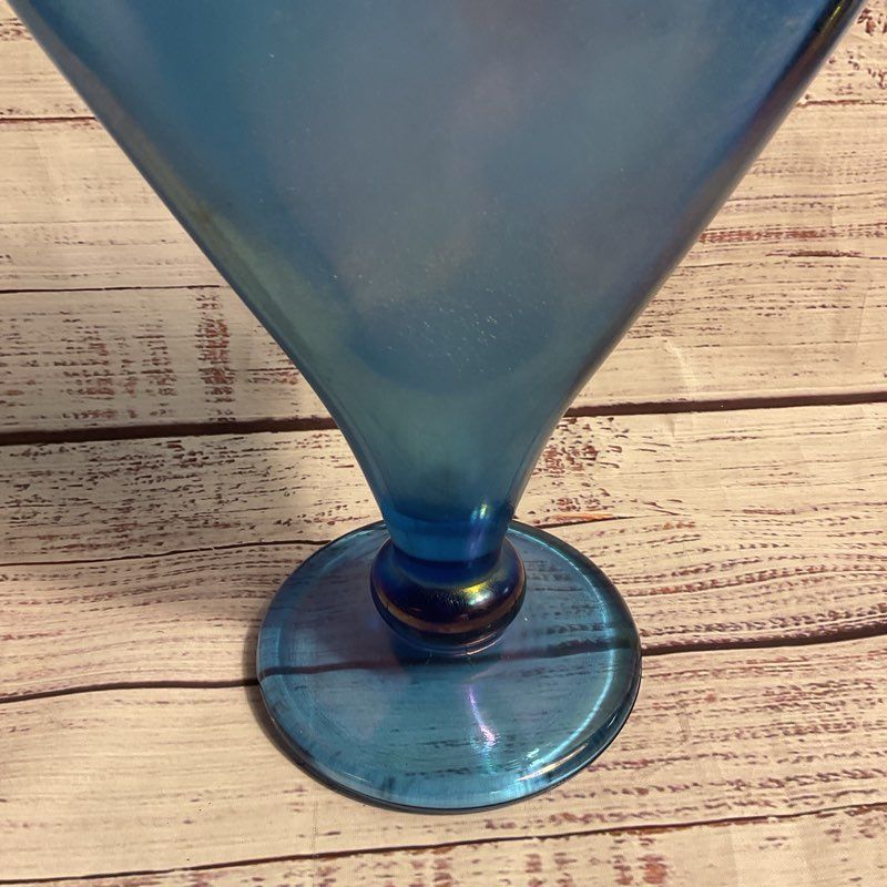 VTG. Fenton Sapphire Blue Carnival Glass 8" Iridescent Fan Vase Mma