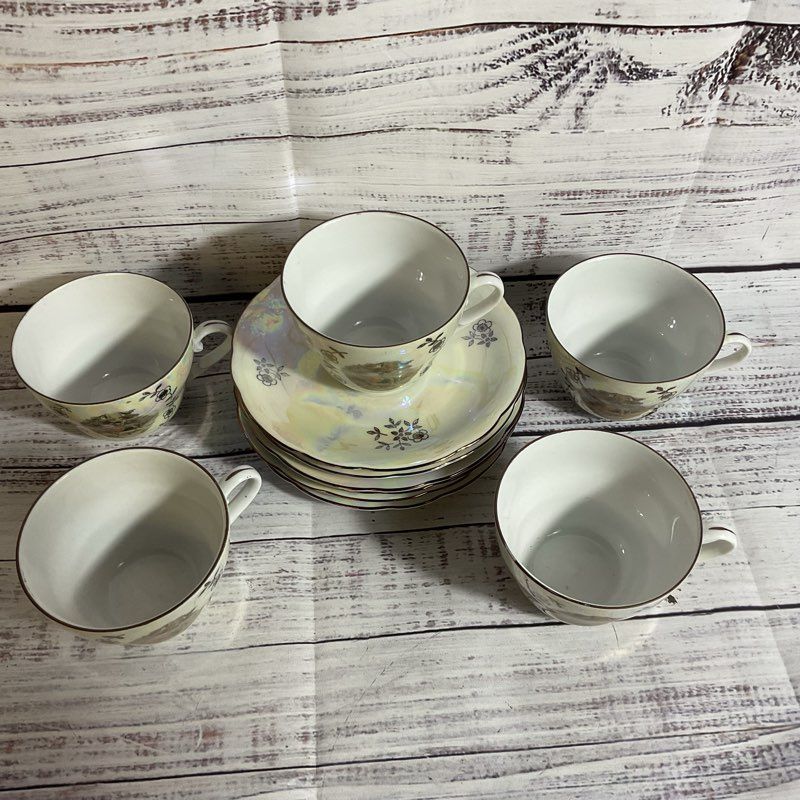 VTG. KAHLA Madonna Iridescent Cups And Saucers- SET OF 5