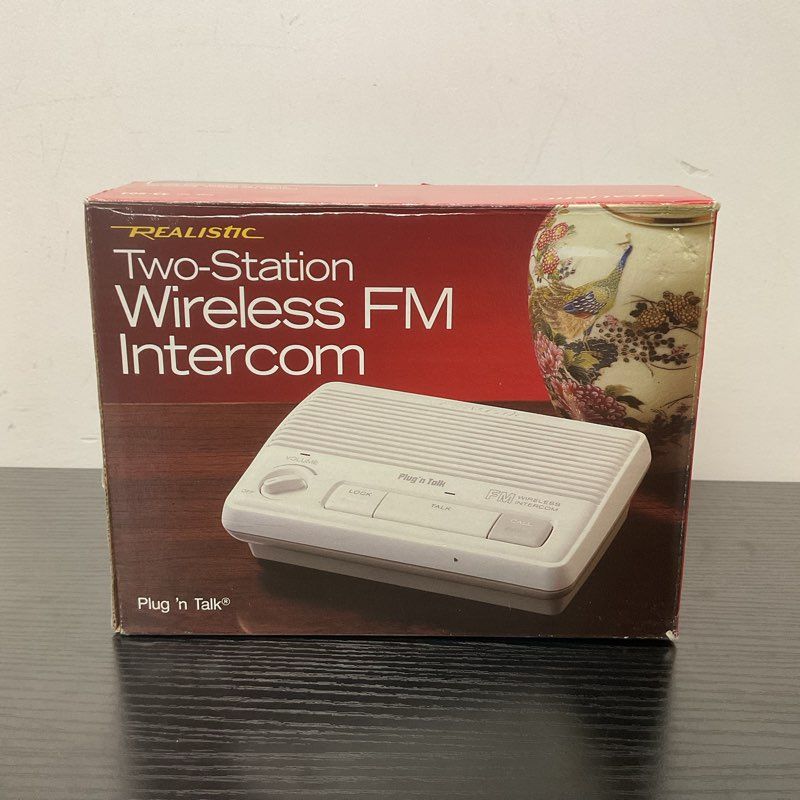 Vintage Realistic Two Station Wireless Fm Intercom Plug 'n Talk 43-204