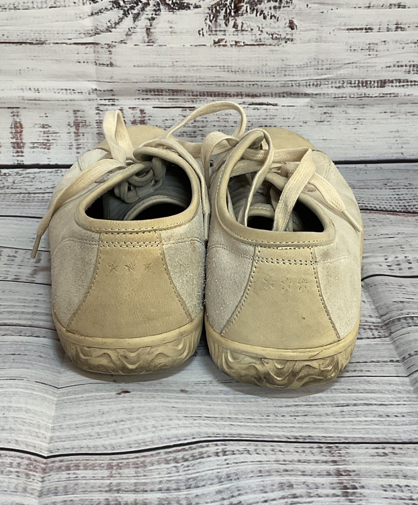 John Varvatos Suede Hattan Low Top Sneakers Birch 9.5