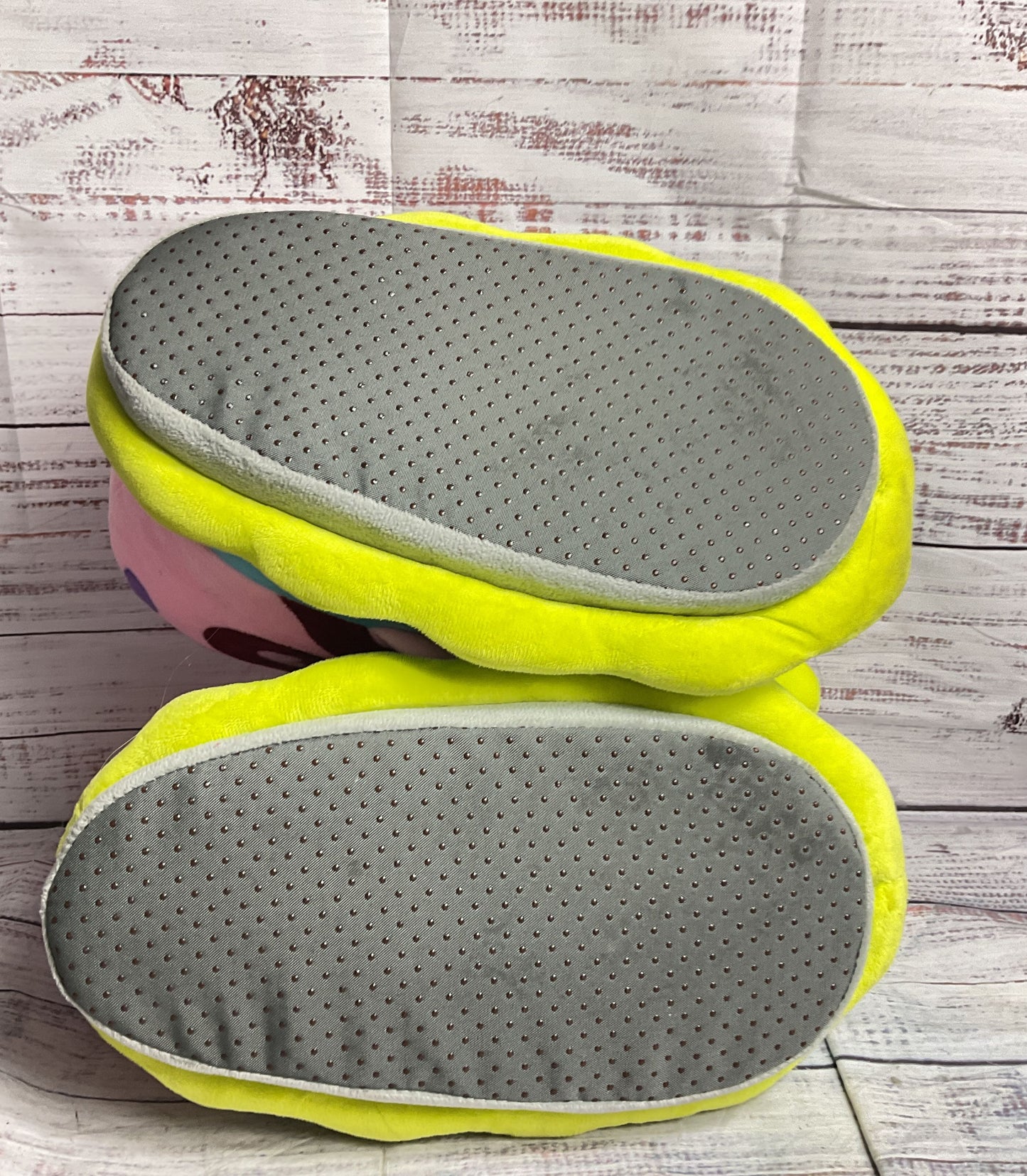 Nickelodeon SpongeBob Squarepants Gary The Snail Plush Slippers Multicolor