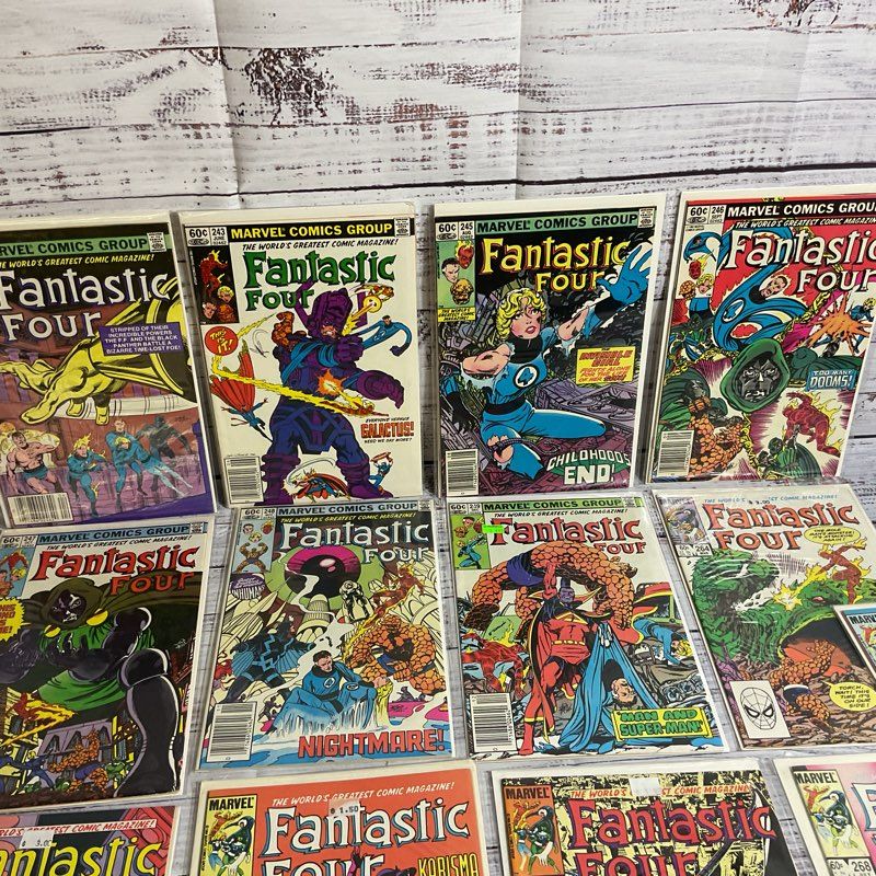 Set of 14 1992-93 Marvel Comics Group FANTASTIC FOUR Comic Magazines