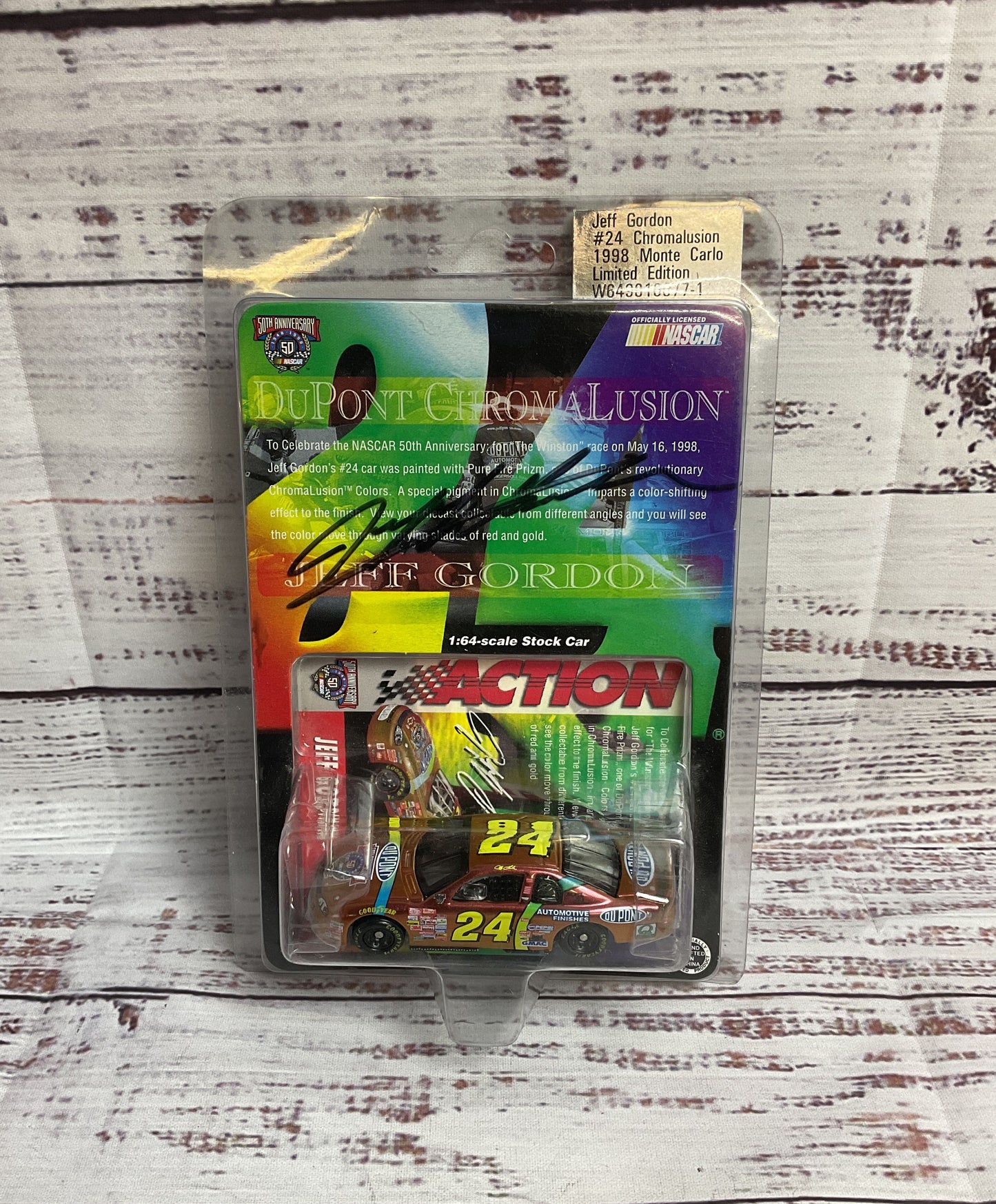 Autographed 1998 Jeff Gordon #24 Dupont Monte Carlo Chevy Diecast Car