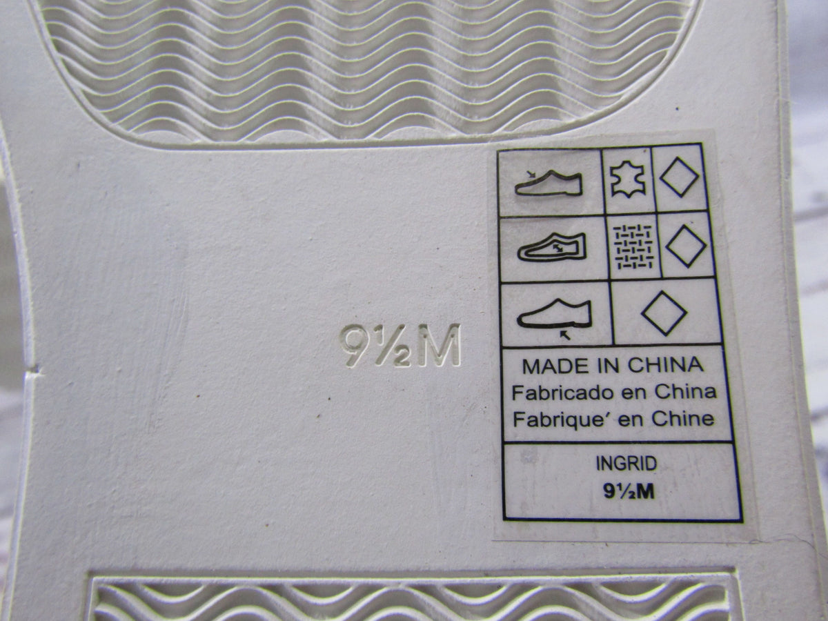 Chico's Ingrid Women's White Leather Crane Embroidered Sneakers Size 9.5