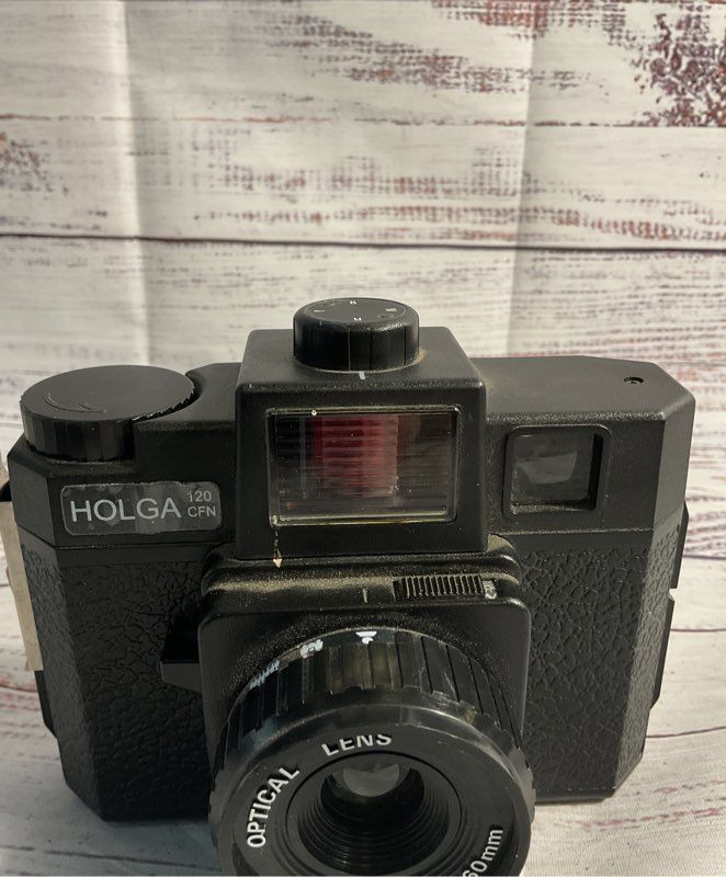 Holga 120 CFN Lightweight Fun Medium Format Camera Multi-color Flash Lomography