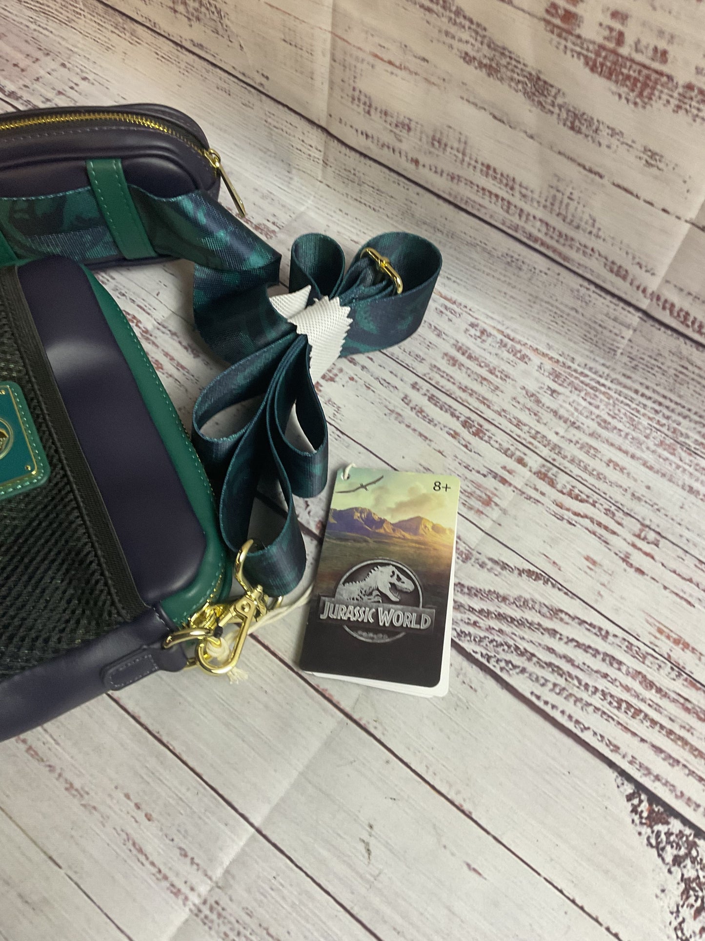 Loungefly Universal Jurassic World Sling Bag Nwt