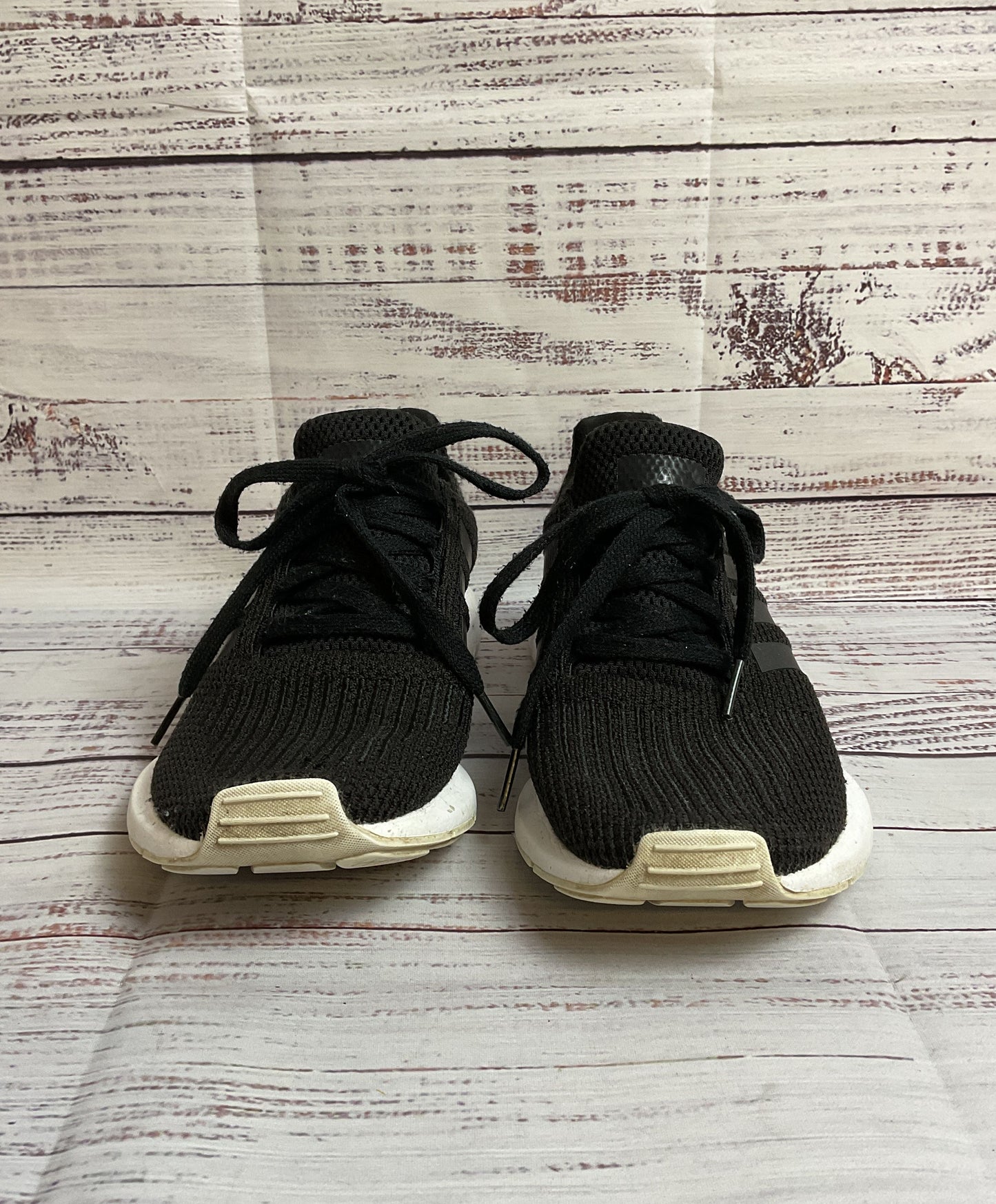Adidas Swift Run Black Athletic Shoe Men's 6