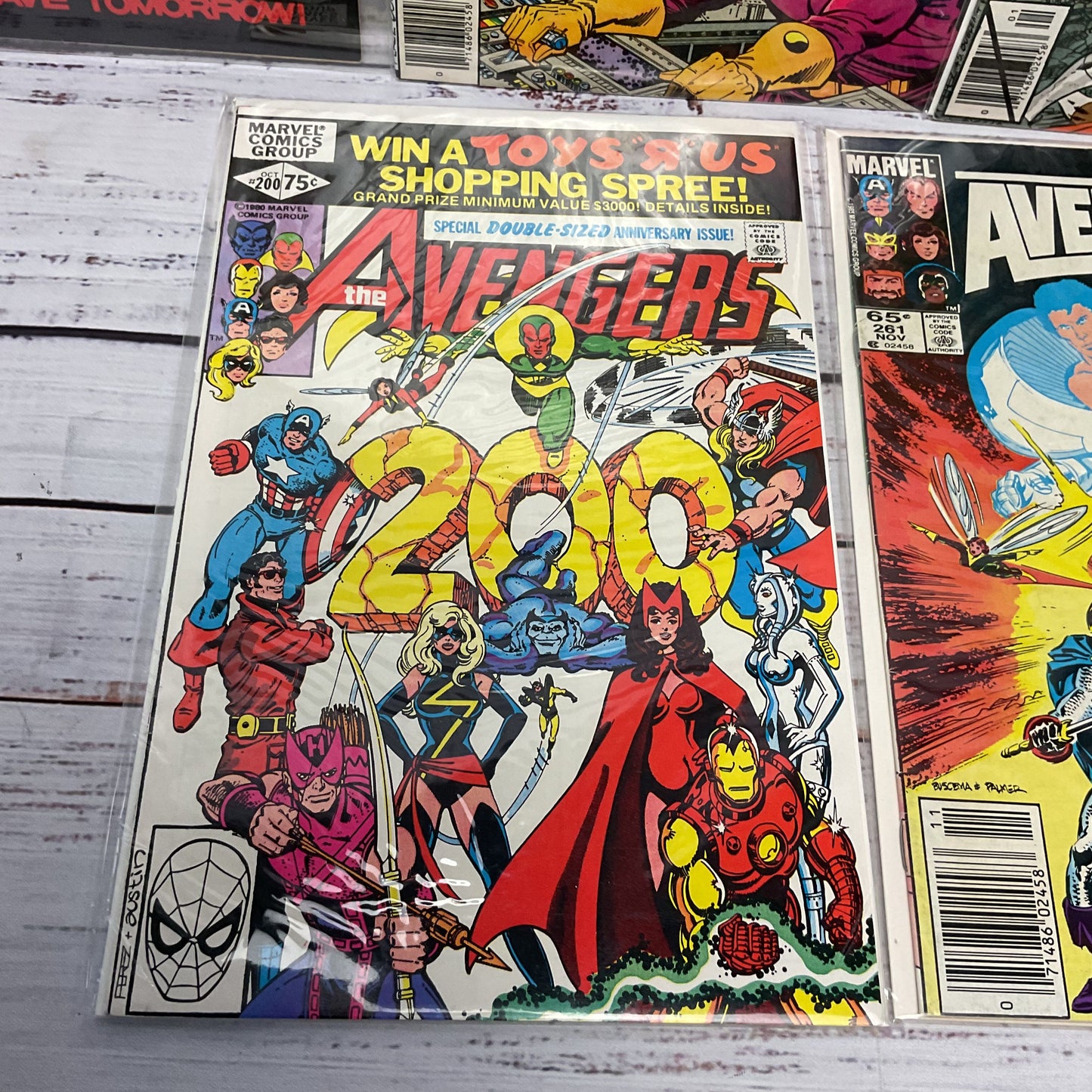 The Avengers #101,174,191,192,200,261 Lot Of 6 Marvel Comic Books