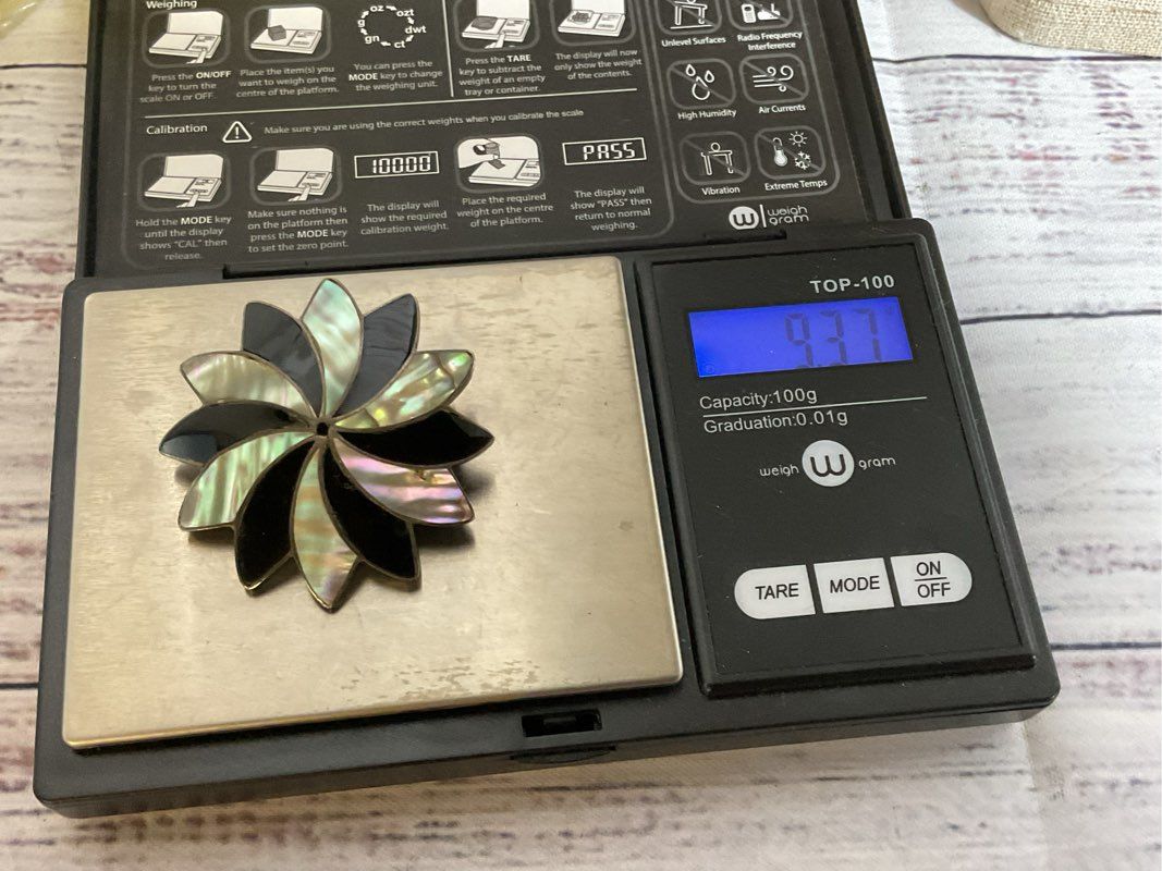 VTG. TAXCO Mexico Sterling Onyx & Abalone Inlay Pinwheel 1.75" Brooch- 9.37g