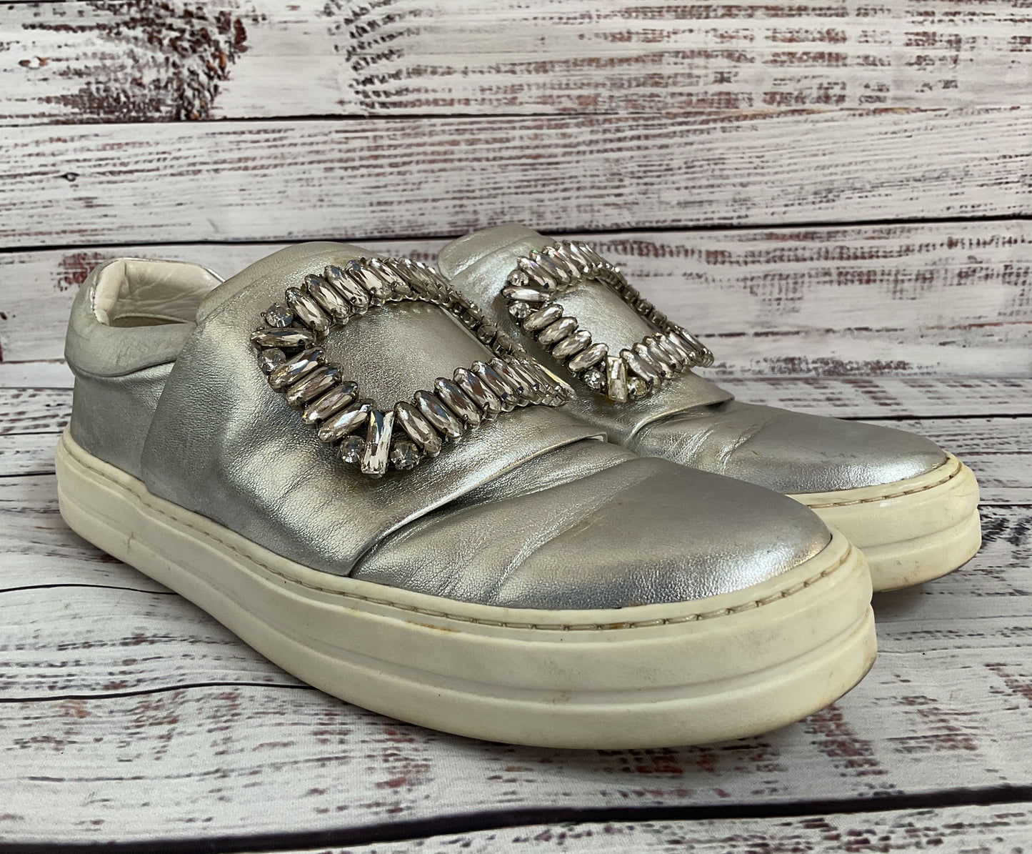 Roger Vivier Women's Silver Leather Crystal Embellished Slip-On Made in Italy