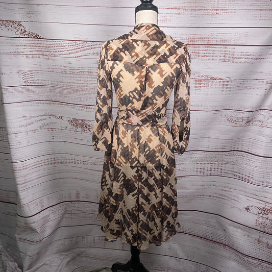 Diane Von Furstenburg Brown Tan Print Silk Front Button Waist Tie Dress Size 6