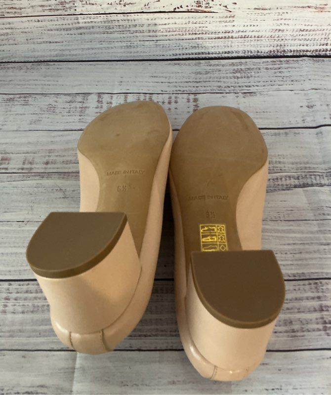 Women's Everlane Beige Pumps Size 6.5