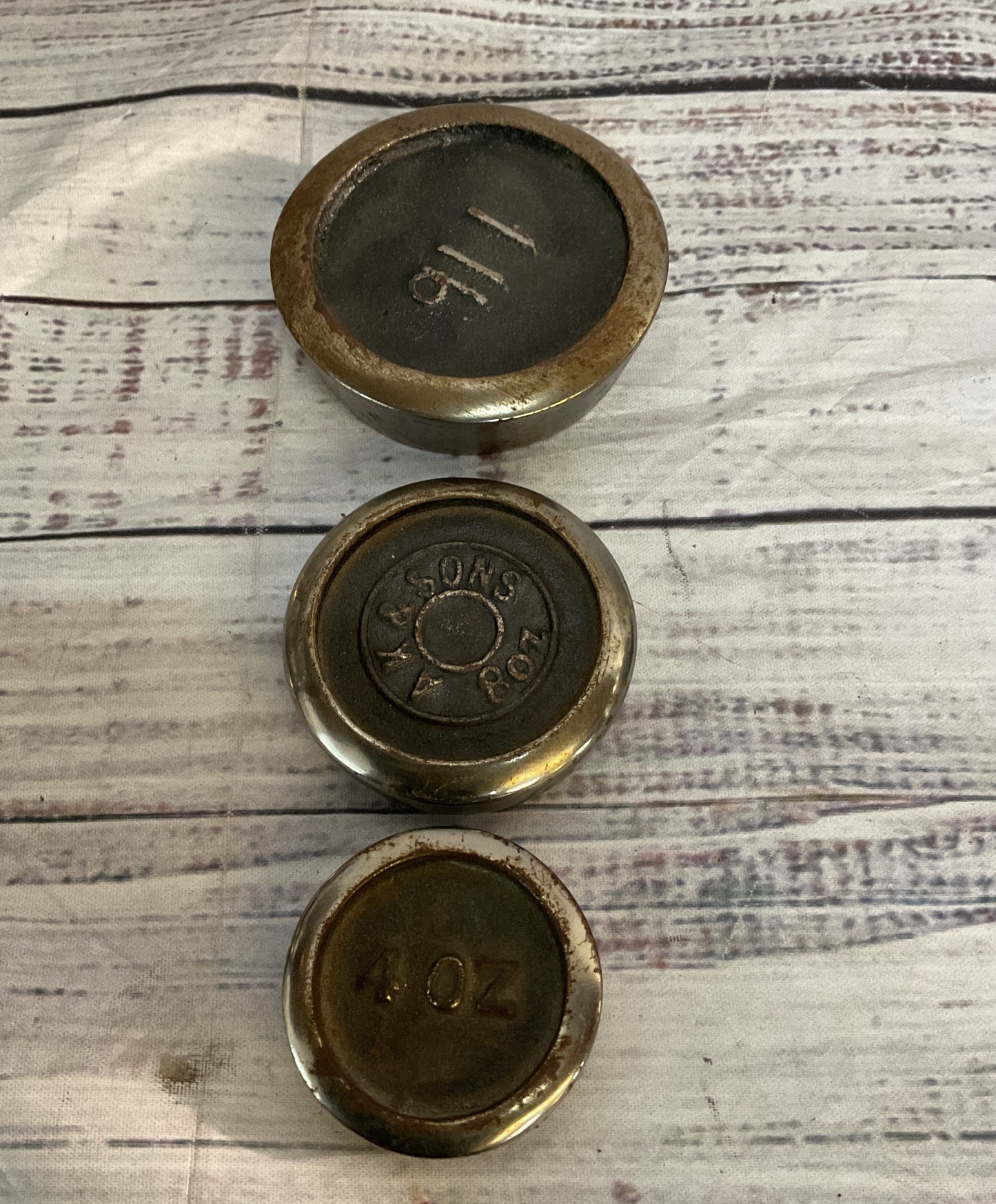Tabletop Vintage Kitchen Scale with Weights