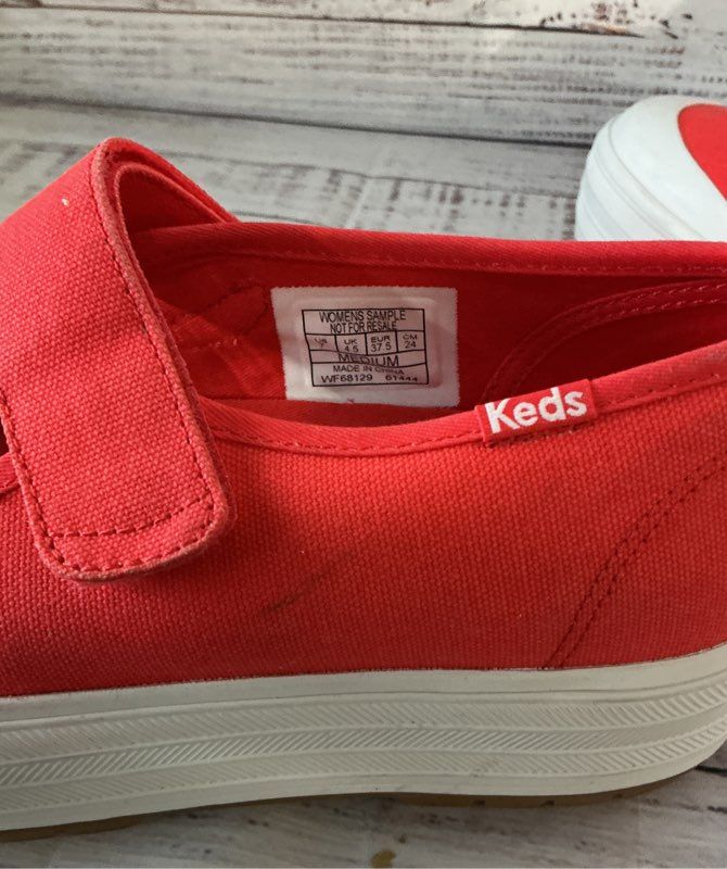 Women's Keds Mary Jane Platform Canvas Red Sneaker Size 7
