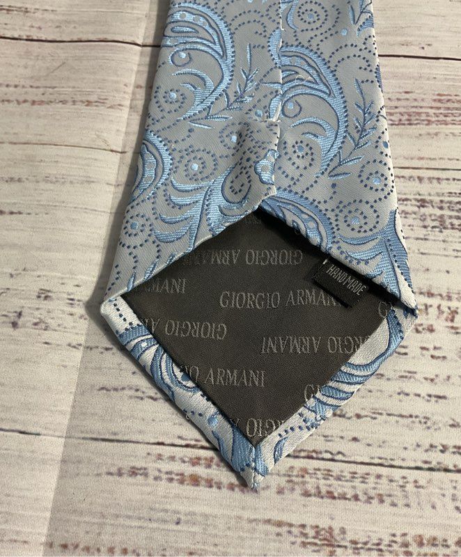 Men's Giorgio Armani Silk Paisley Pattern Blue Tie