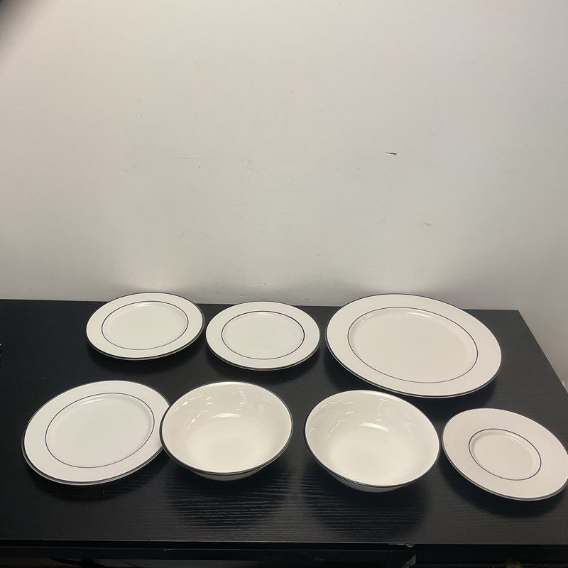 Ranmaru Japan Concentrics Black Rim White Ceramic Dish Dinner Bowl Set 7
