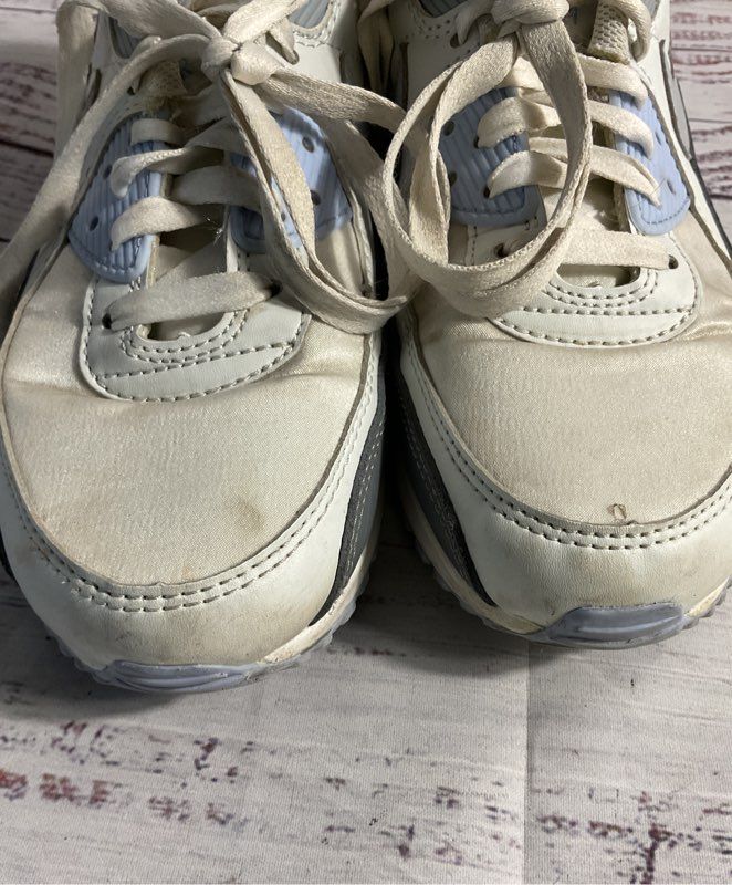 FB8570-100 Women's Nike AIR MAX 90 'WHITE WOLF GRAY PHOTON DUST' Size 8