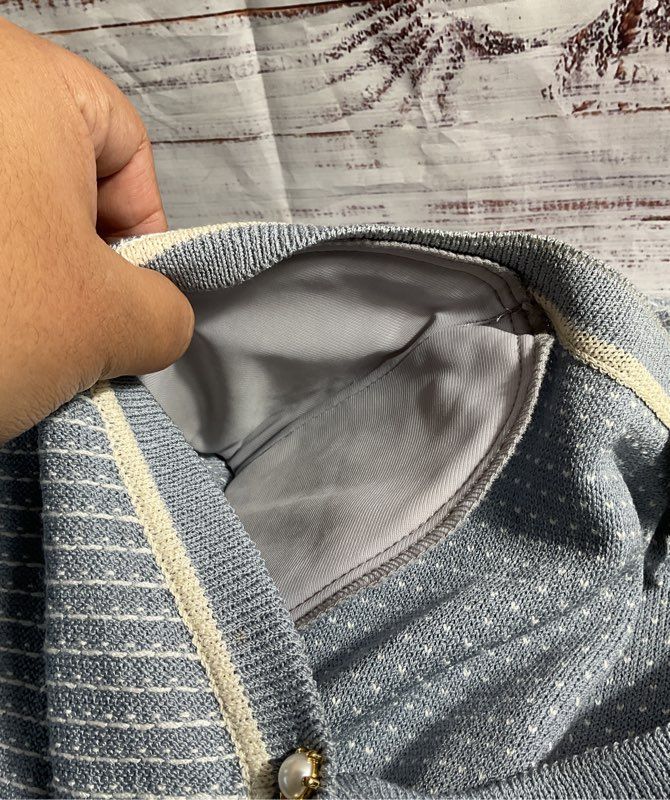 Vintage ST. John Collection By Marie Gray Shoulder Padded Wool Cardigan Size S