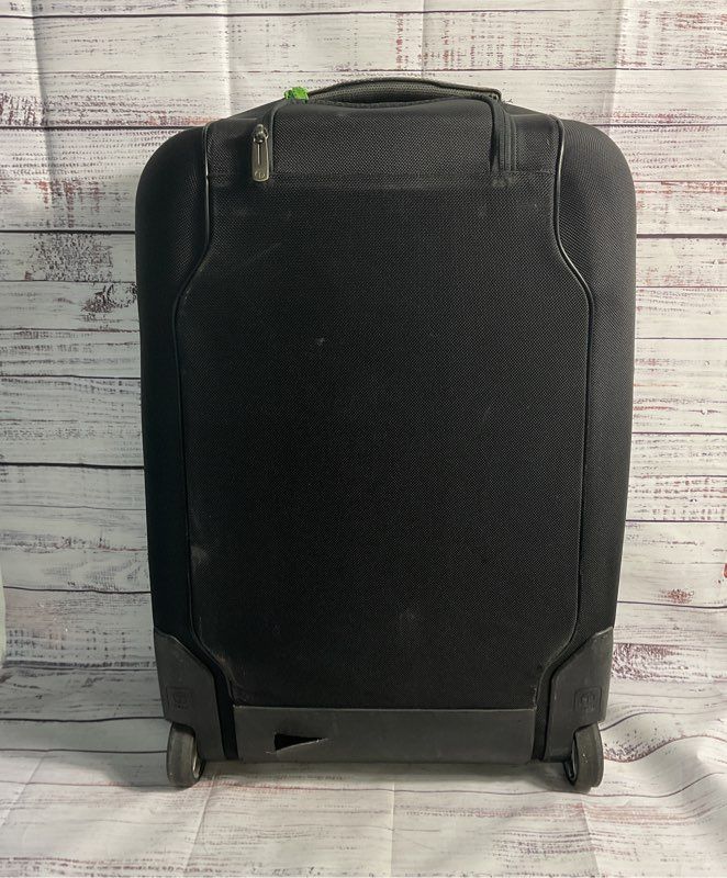 Tumi T Tech Luggage 25 X 17 X 10 Black 2 Wheels