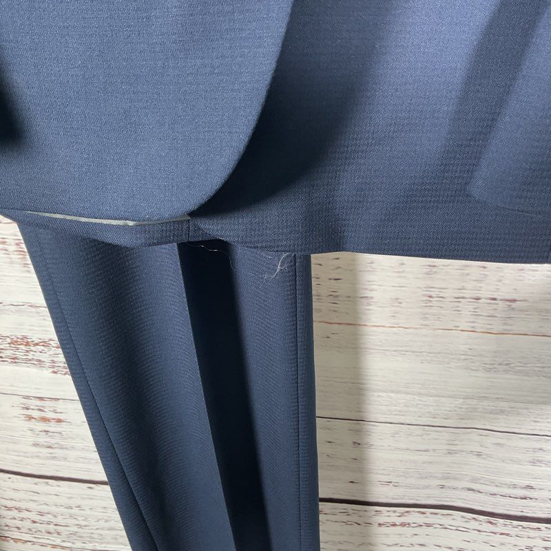 NWT J.M. Haggar Blue Shadow Check 2-Piece Suit (Jacket 36 Reg, Pants 30x30)