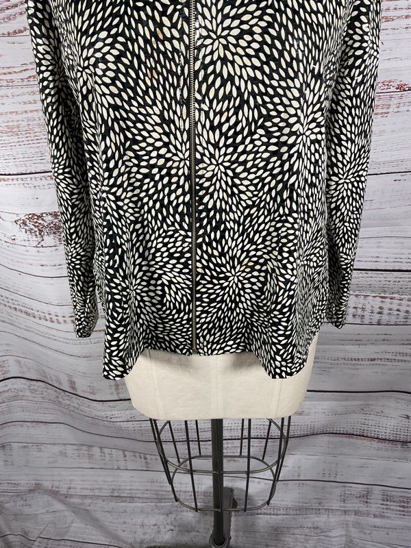 Misook Women's Black & White Floral Print Polyester Blend Full Zip Jacket Sz L