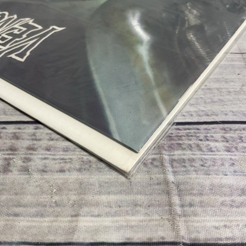 Venom #32 Versus Alien Variant Ryan Brown Marvel Comics Ungraded