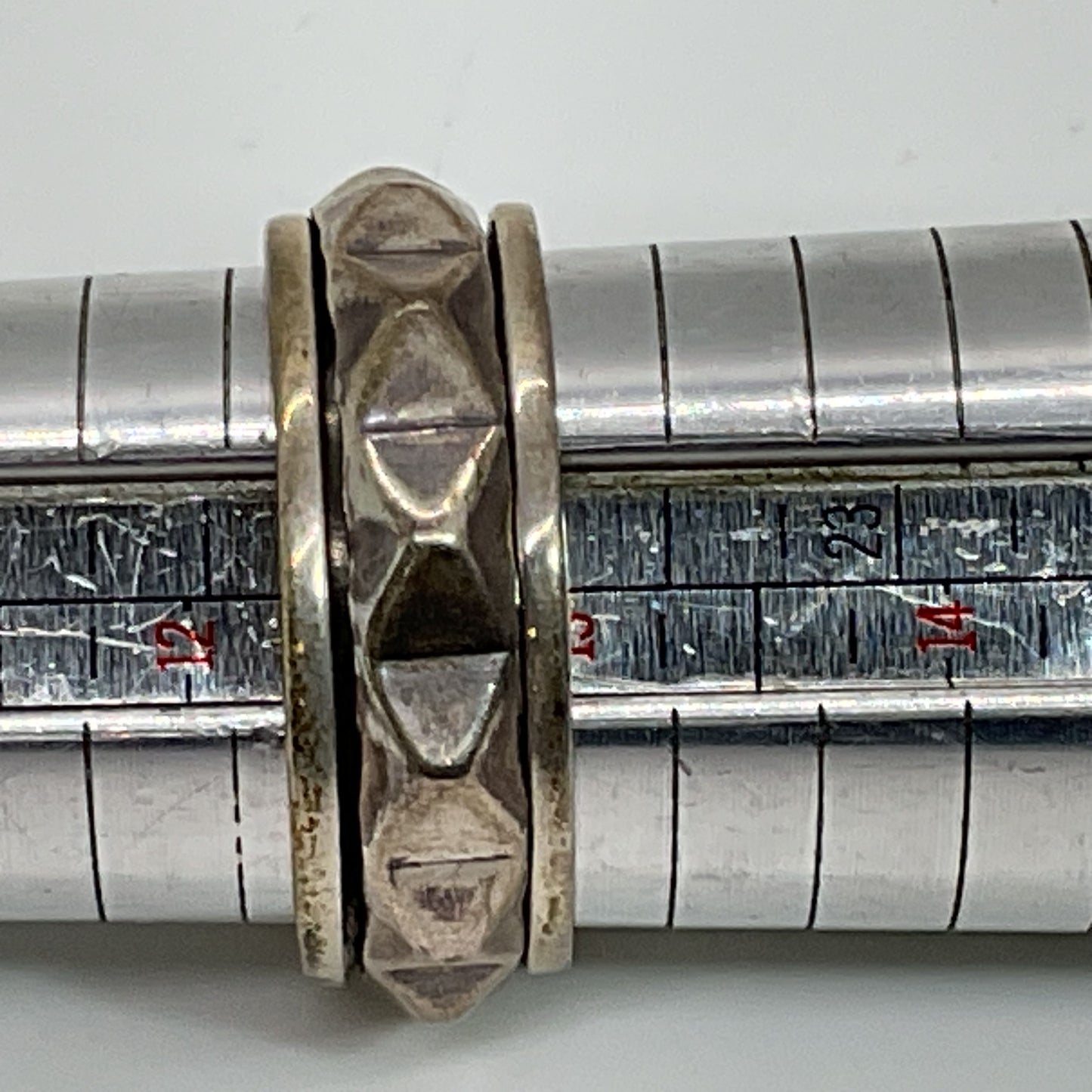VTG. Sterling Silver SZ 13 Men's Pyramid Spinner Band Ring- 9.57g
