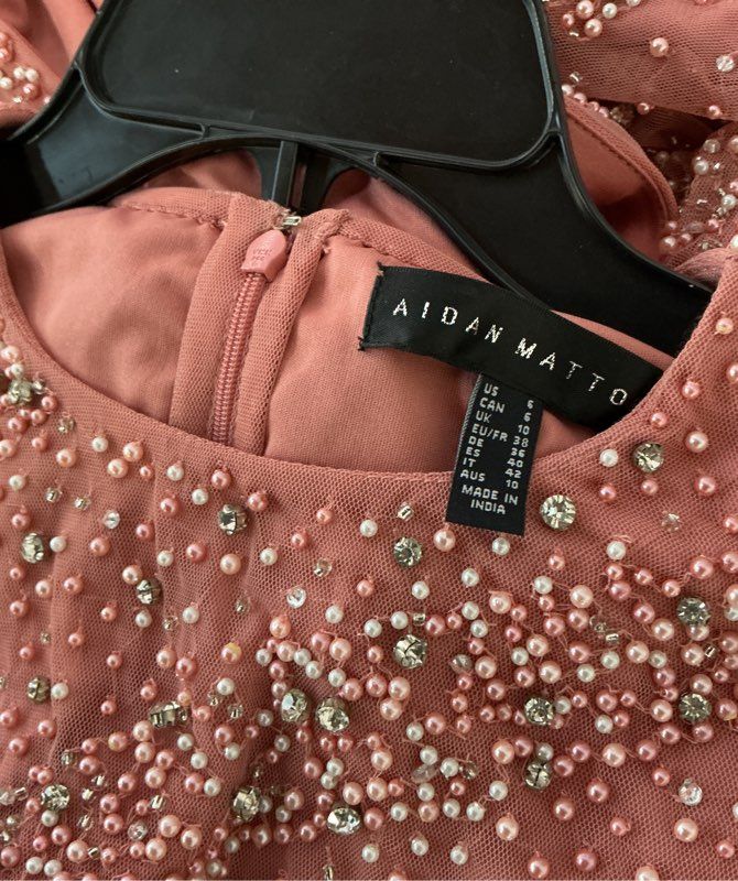 NWT Aidan Mattox Peach Beaded Formal Dress Size 6 Retail $595