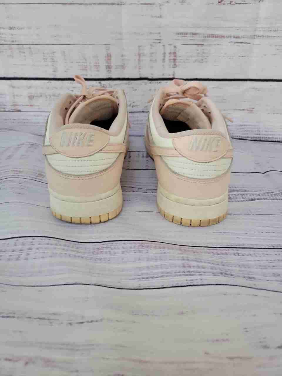 Women's Nike Dunk low Pink Sneaker Size 9