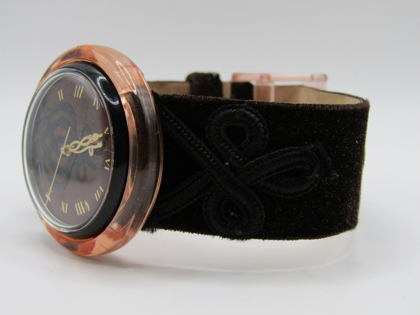Vintage 1995 Swatch Midi Pop Smooth Velvet Quartz Watch PMB102