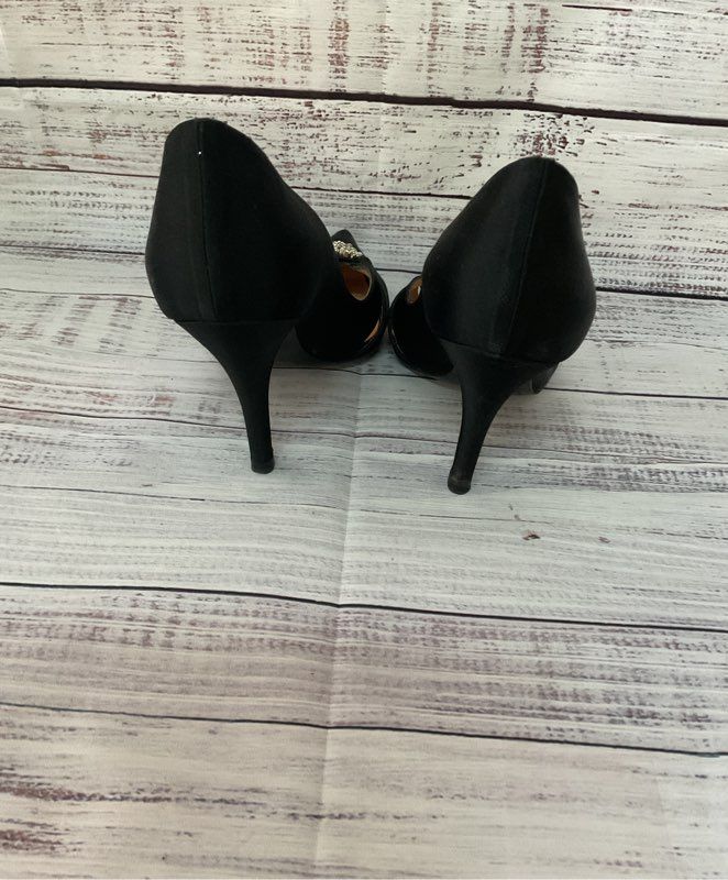 Women's Sergio Rossi Black Pump Heel with embellishment Size 37