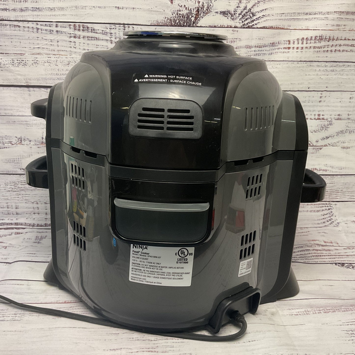 Ninja OP401BRN Foodi 8qt Air Fryer Turns on W/ Accessories
