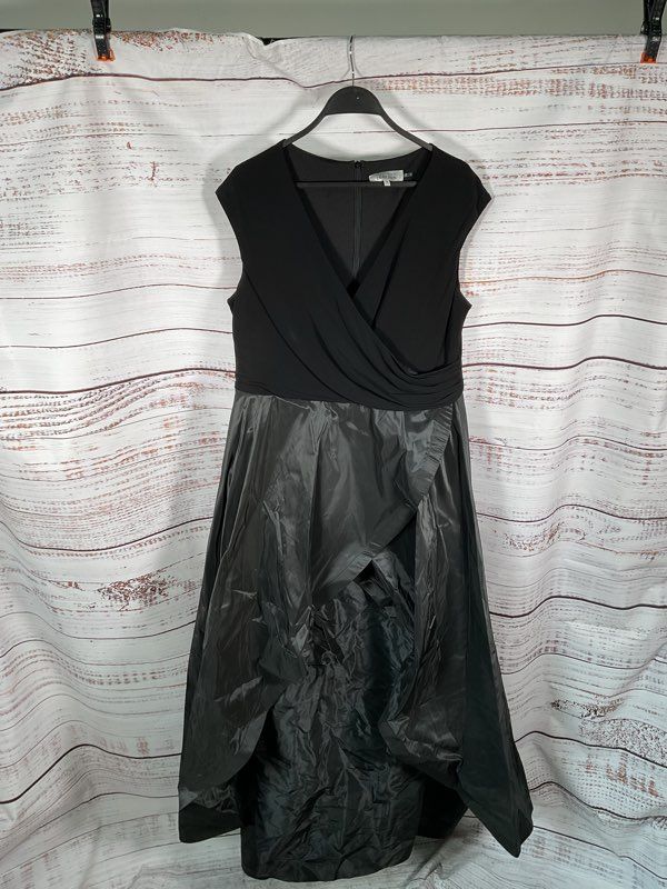 Rickie Freeman Teri Jon Women's Black Ruffled Fit and Flare Gown Dress Size 16