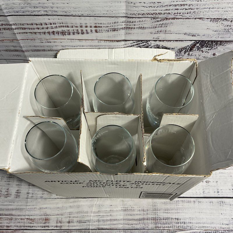 Set of 6 Moet & Chandon Imperiale 9" Glass Champagne Flutes in OG Box
